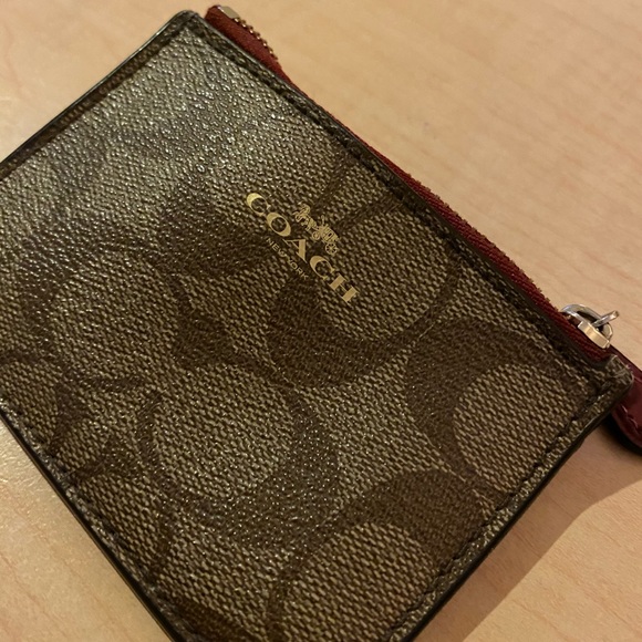 Authentic Coach card change wallet - Picture 4 of 5
